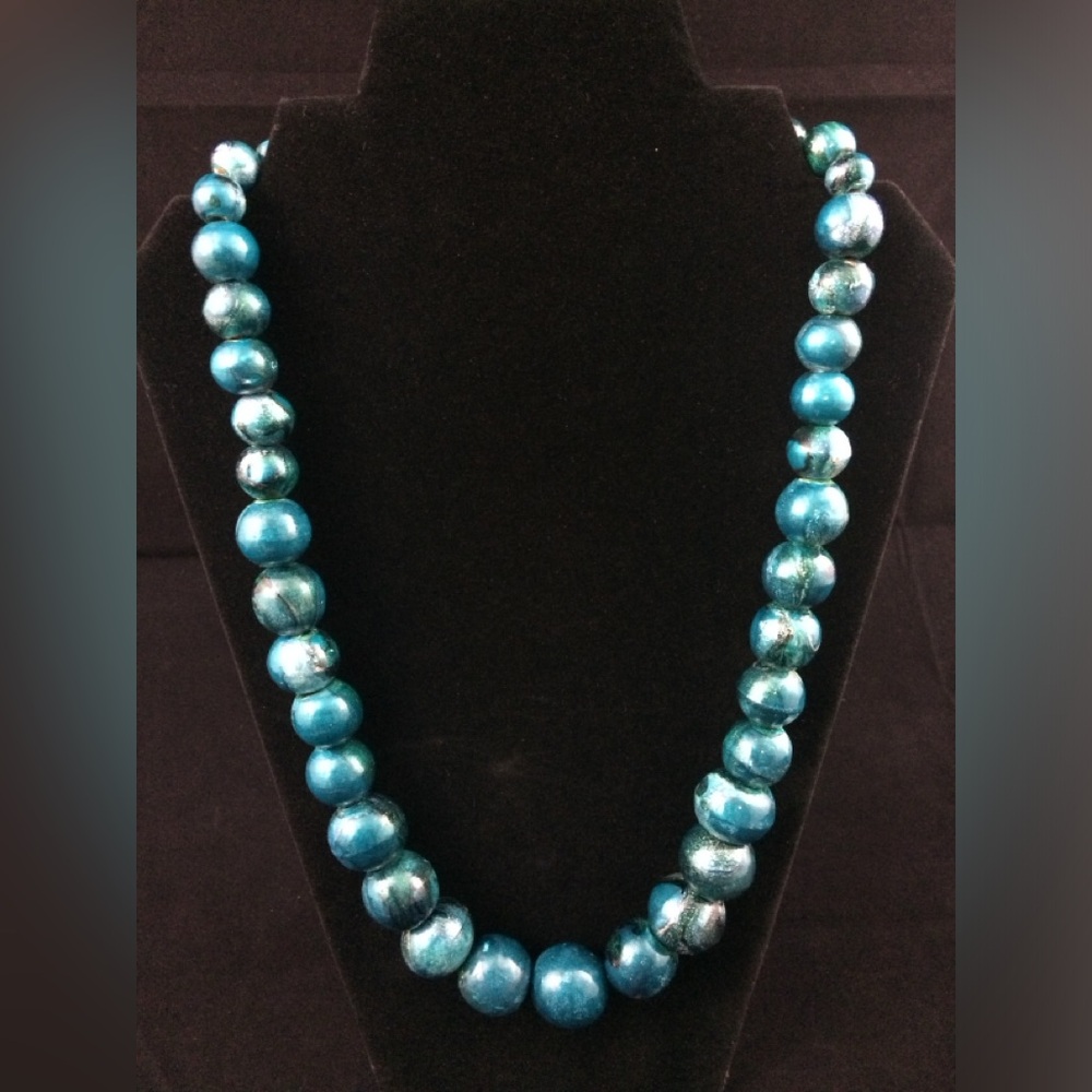 Vintage Painted Wooden Graduating Beaded Chunky Metallic Blue Costume Necklace